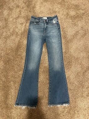 BKE buckle bootcut jeans (size 25)